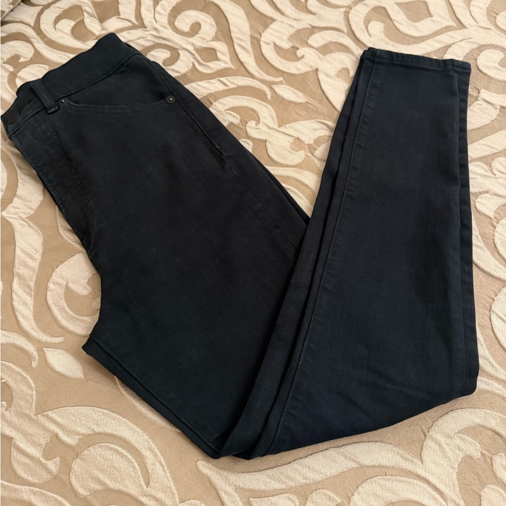 Women’s Express black skinny Super High Rise jeans . size 0 S